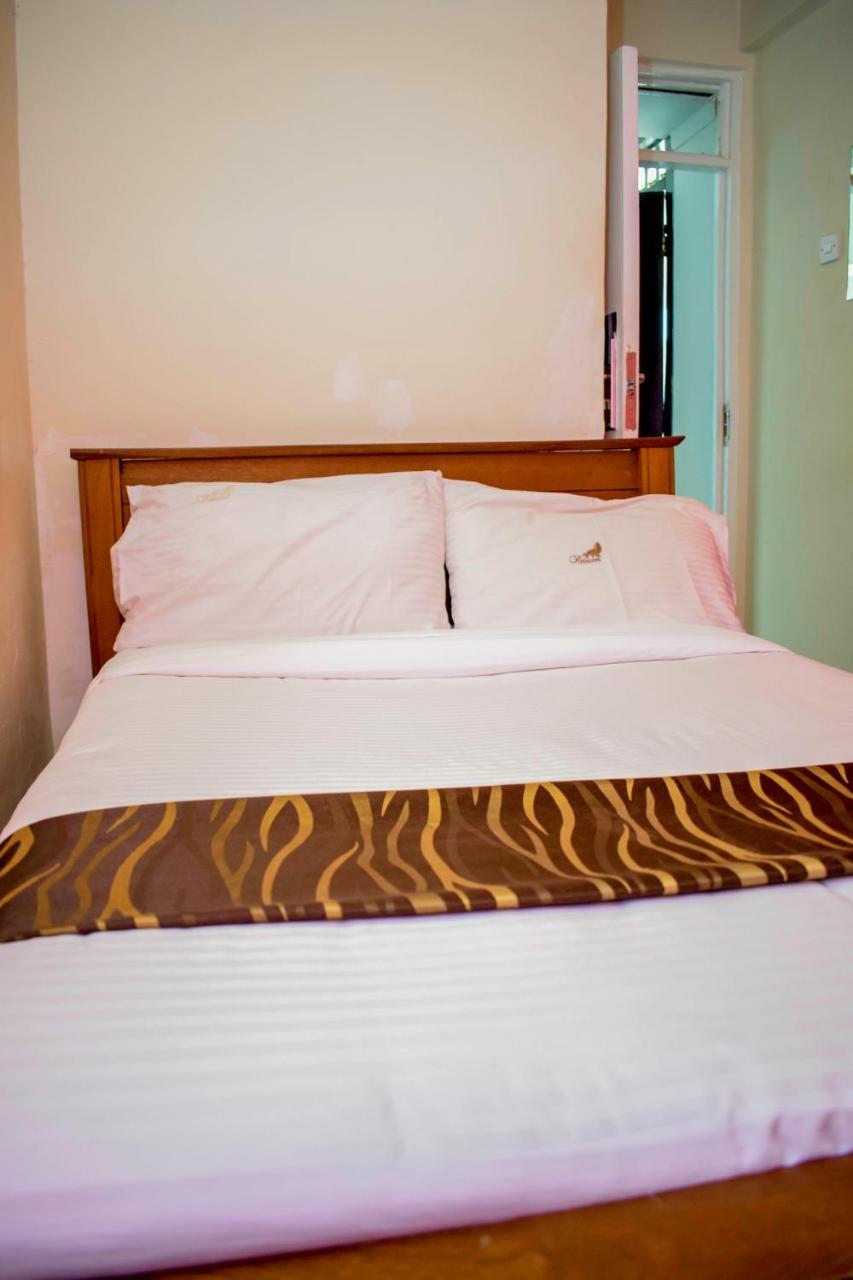 Simba Village Relax Inn เอลโดเร็ท ภายนอก รูปภาพ