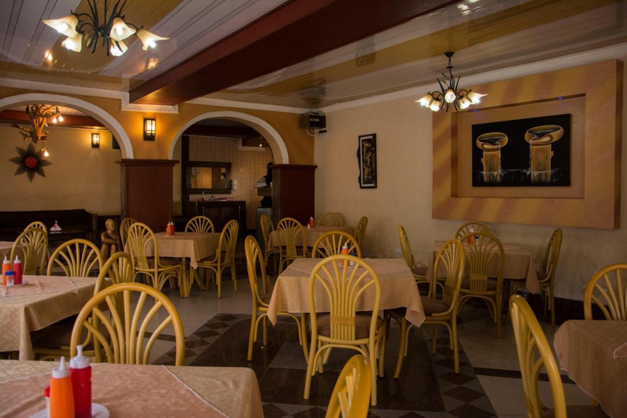 Simba Village Relax Inn เอลโดเร็ท ภายนอก รูปภาพ
