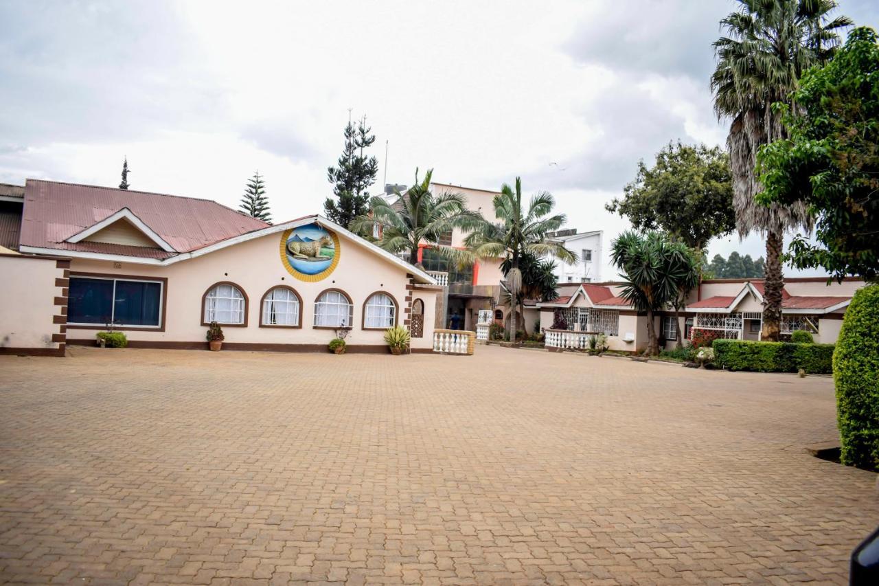 Simba Village Relax Inn เอลโดเร็ท ภายนอก รูปภาพ