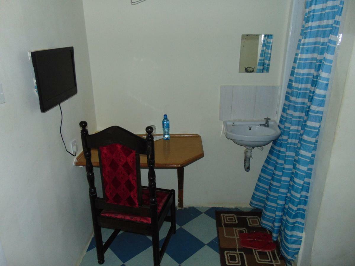 Simba Village Relax Inn เอลโดเร็ท ภายนอก รูปภาพ